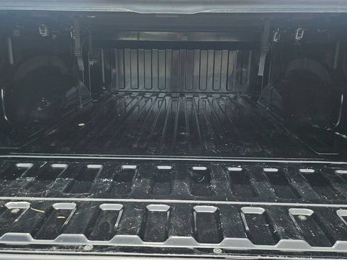 Used 2020 RAM 1500 Laramie w/ Sport Appearance Package AWD/4WD image 14