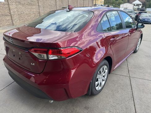 Used 2026 Toyota Corolla LE FWD image 3