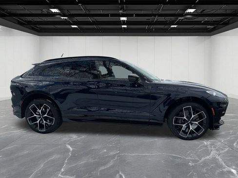 New 2026 Aston Martin DBX 707 image 11