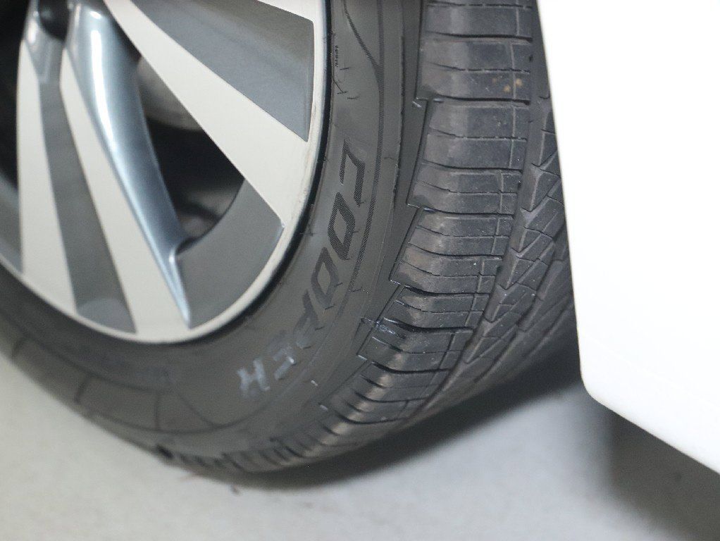 Certified 2019 Nissan Sentra SL FWD image 36