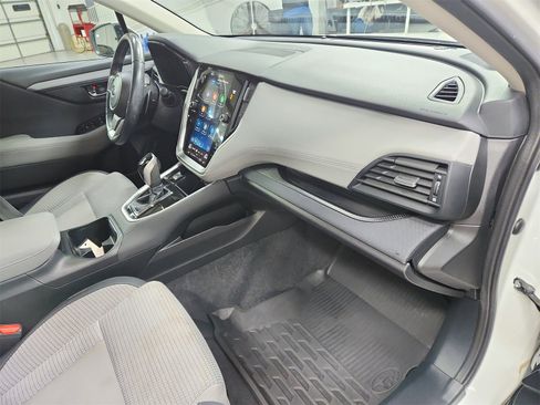 Used 2021 Subaru Outback Premium image 33