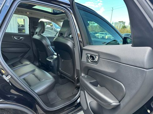 Used 2025 Volvo XC60 B5 Core w/ Protection Package Premier image 13