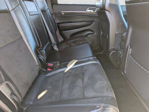 Used 2021 Jeep Grand Cherokee Laredo X image 21