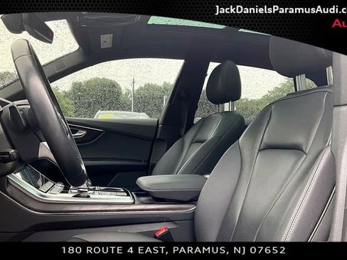 Used 2021 Audi Q8 Premium Plus w/ Premium Plus Package AWD/4WD image 17