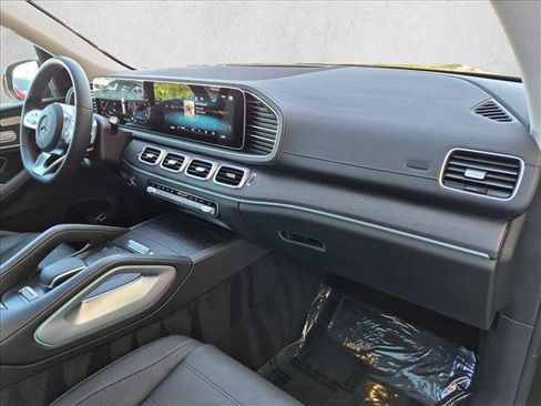 Used 2023 Mercedes-Benz GLS 580 4MATIC image 25