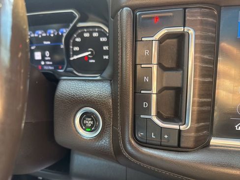Used 2021 GMC Yukon Denali AWD/4WD image 28