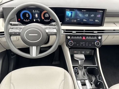 New 2026 Hyundai Tucson SEL image 23