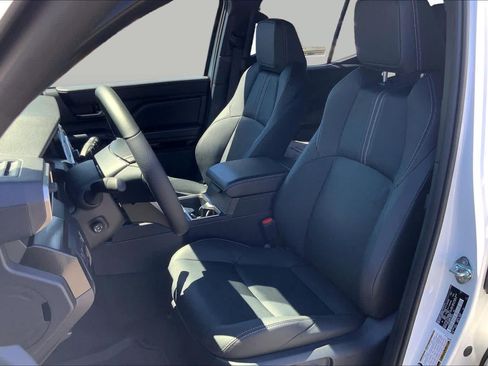 New 2026 Toyota 4Runner Limited AWD/4WD image 9