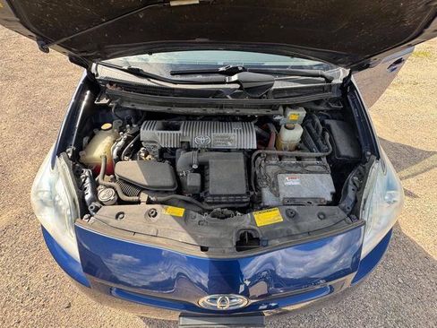 Used 2010 Toyota Prius Three w/ Solar Roof Pkg FWD image 42