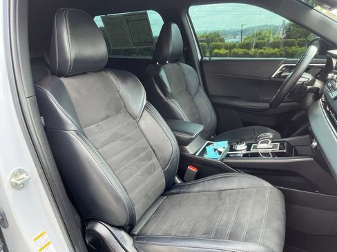 Used 2023 Mitsubishi Outlander SE Black Edition AWD/4WD image 26