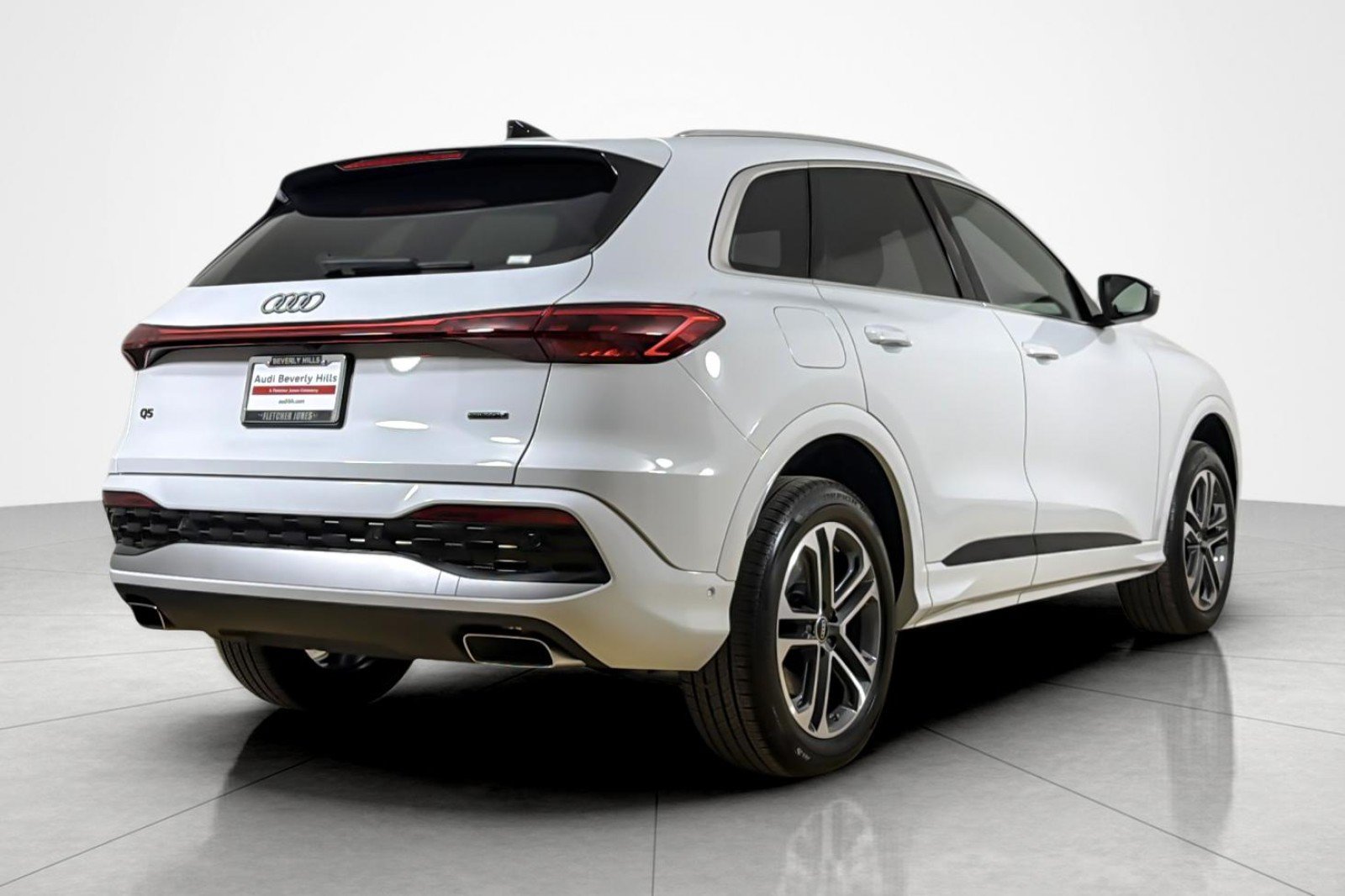 Used 2026 Audi Q5 Premium AWD/4WD image 5