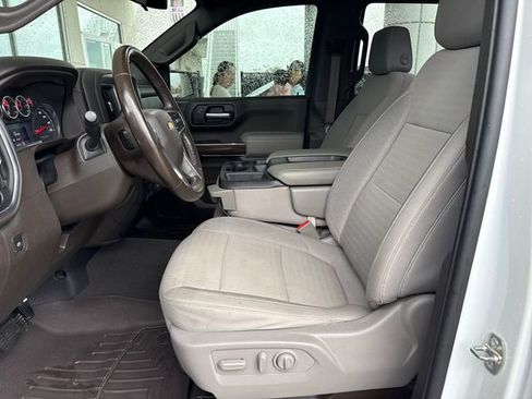 Used 2020 Chevrolet Silverado 1500 LT w/ Texas Edition image 9