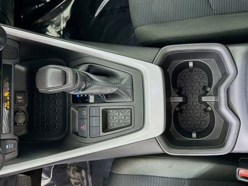 Used 2023 Toyota RAV4 LE image 21