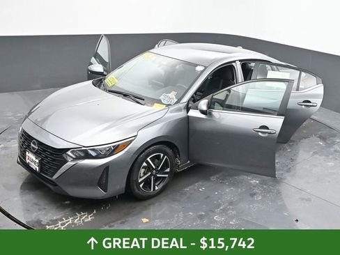 Used 2024 Nissan Sentra SV image 63