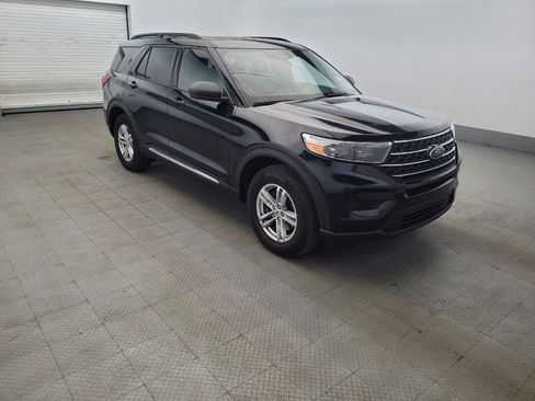 Used 2020 Ford Explorer XLT w/ Comfort Package AWD/4WD image 13