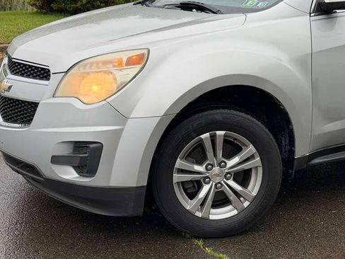 Used 2011 Chevrolet Equinox LT w/ Driver Convenience Package AWD/4WD image 3