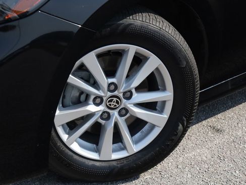 Used 2025 Toyota Camry LE FWD image 13