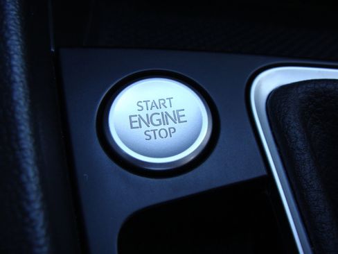 Used 2024 Volkswagen Jetta SEL image 23