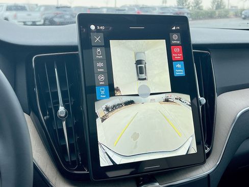 New 2026 Volvo XC60 B5 Plus w/ Protection Package Premier image 19