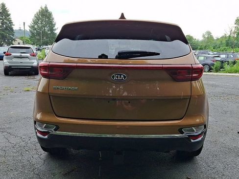 Used 2020 Kia Sportage LX AWD/4WD image 7