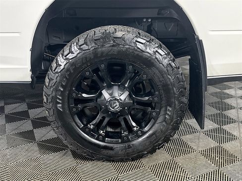 Used 2023 RAM 3500 Laramie w/ Night Edition image 34