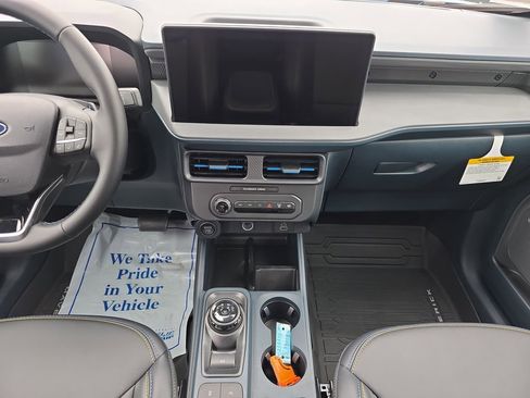 New 2026 Ford Maverick Lobo AWD/4WD image 17