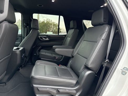 Used 2022 Chevrolet Tahoe LT w/ Luxury Package image 15