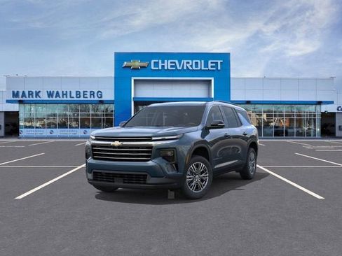 New 2026 Chevrolet Traverse LT w/ Driver Confidence Package image 8