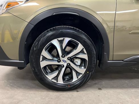 Used 2021 Subaru Outback Limited w/ Popular Package #2 AWD/4WD image 28