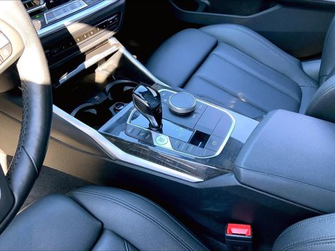 Used 2019 BMW 330i xDrive 330i xDrive w/ Convenience Package image 16