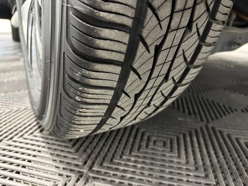 Used 2016 Volkswagen e-Golf SE w/ DC Fast Charging Package image 47