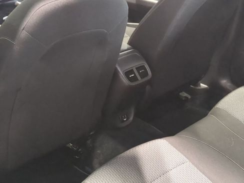Used 2018 Buick Regal Preferred w/ Sights and Sounds Package FWD image 22