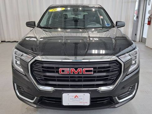 Used 2024 GMC Terrain SLE AWD/4WD image 3