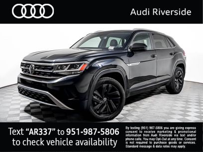 Used 2023 Volkswagen Atlas Cross Sport SE w/ Panoramic Sunroof Package