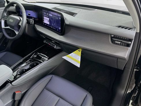 New 2026 Audi Q3 quattro 2.0T AWD/4WD image 28