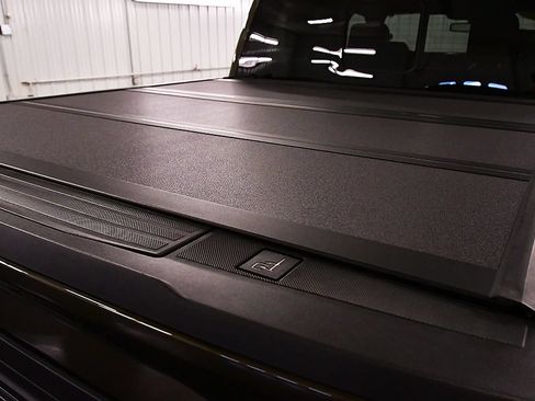 Used 2025 Ford F150 Raptor AWD/4WD image 12