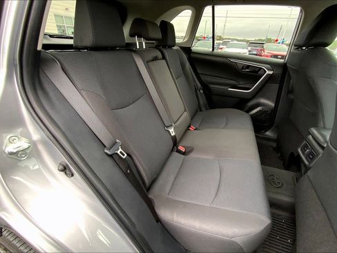 Used 2023 Toyota RAV4 LE image 19