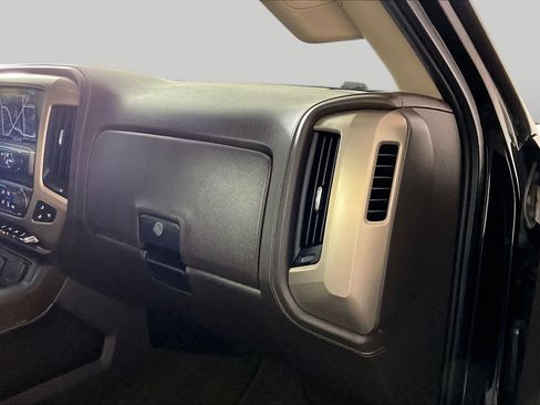 Used 2017 GMC Sierra 1500 Denali AWD/4WD image 18