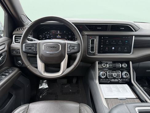 Used 2023 GMC Yukon Denali RWD image 53