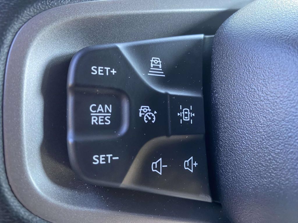 Used 2023 Ford Bronco Wildtrak AWD/4WD image 19
