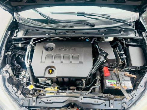Used 2014 Toyota Corolla S FWD image 17