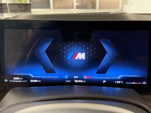 Used 2025 BMW X5 M60i AWD/4WD image 22