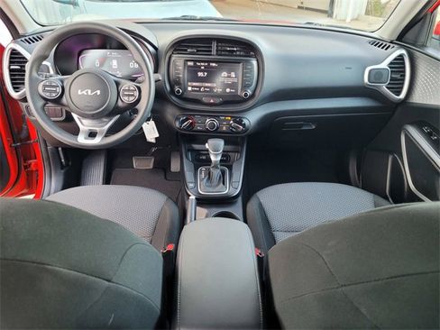 Certified 2023 Kia Soul LX w/ Option Group 015 image 17
