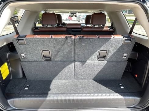 Used 2014 Toyota 4Runner Limited image 13