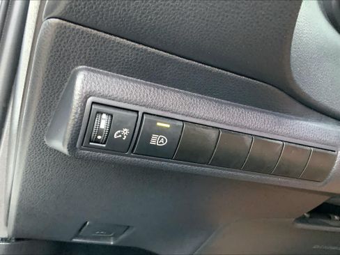 Used 2024 Toyota Corolla LE FWD image 33