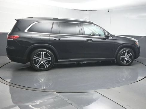 Used 2021 Mercedes-Benz GLS 450 4MATIC image 8