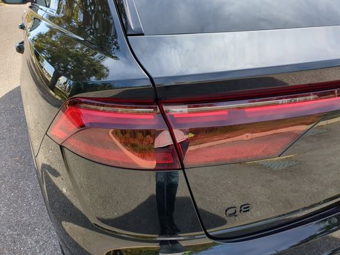 Certified 2025 Audi Q8 Premium Plus w/ Premium Plus Package image 10