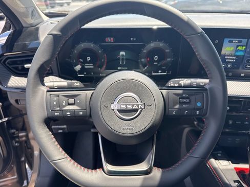 New 2026 Nissan Kicks SR FWD image 21