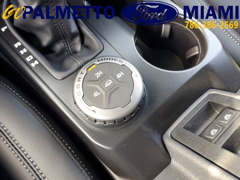 New 2025 Ford Bronco Outer Banks AWD/4WD image 21