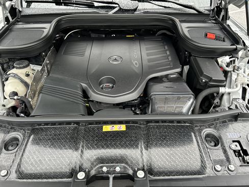 Certified 2025 Mercedes-Benz GLE 450 4MATIC image 51